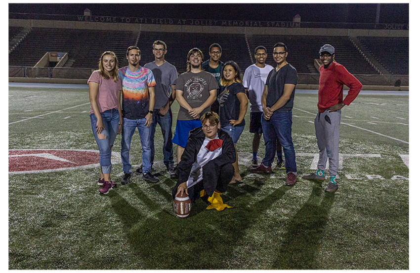 There once was a group picture that forgot to load...